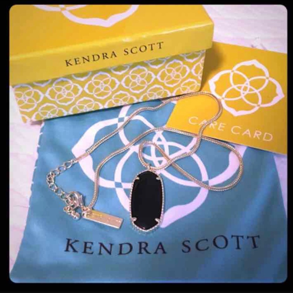 Kendra Scott pendant Necklace